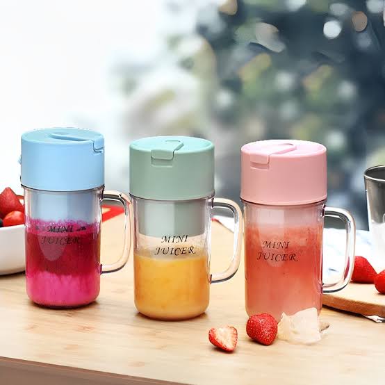 Personal Portable Juicer Blender