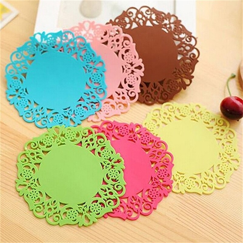 1Pcs Flower Shape Coaster Placement for Mugs Cup Hollow Insulation padsTable Decoration Office Supplies